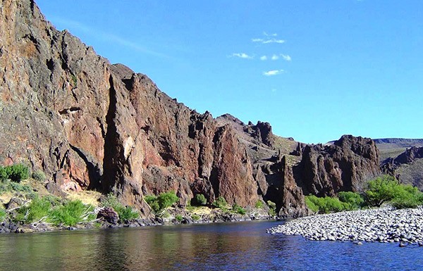 Alumine River